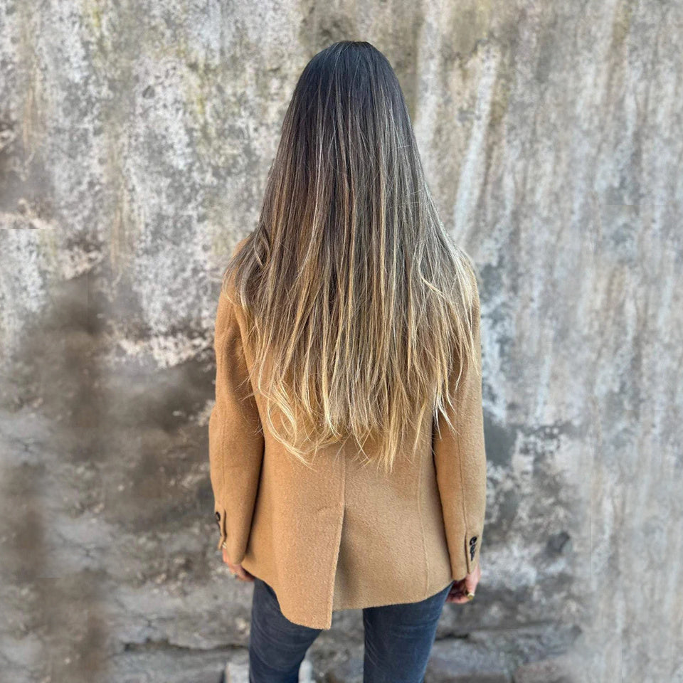 NOIRÉ – Classic Lapel Suit Jacket